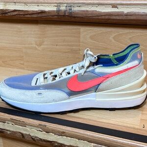 Nike Men's Blue and Pink Sneakers